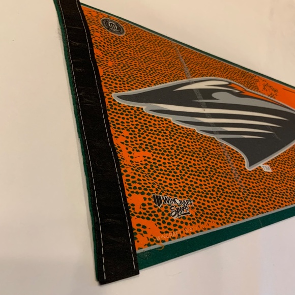 Vintage Wincraft University of Miami UMiami Hurricanes Logo 30" Pennant Flag - Picture 6 of 14